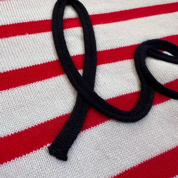 Red & White Striped ‘love’ Sweater - Picture 5 of 9